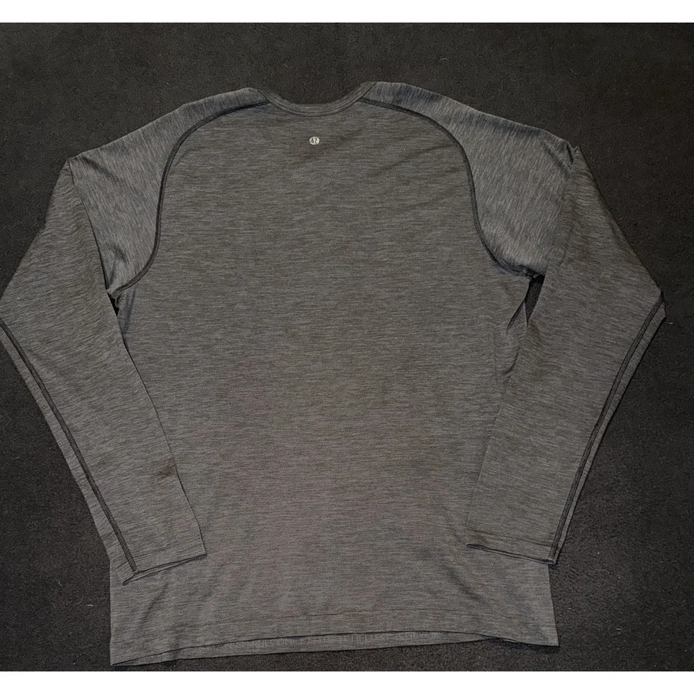 Lululemon Metal Vent Tech Henley Long Sleeve Dark Grey Mens XL